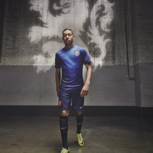 fb体育官网app-费城76人“新星”恩比德带队再登巅峰！，费城76人 恩比德受伤